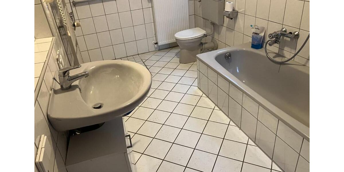 Etagenwohnung Beckedorf - 3 Zimmer, 125 m&sup2;, 700&euro; | Angebot:25297352