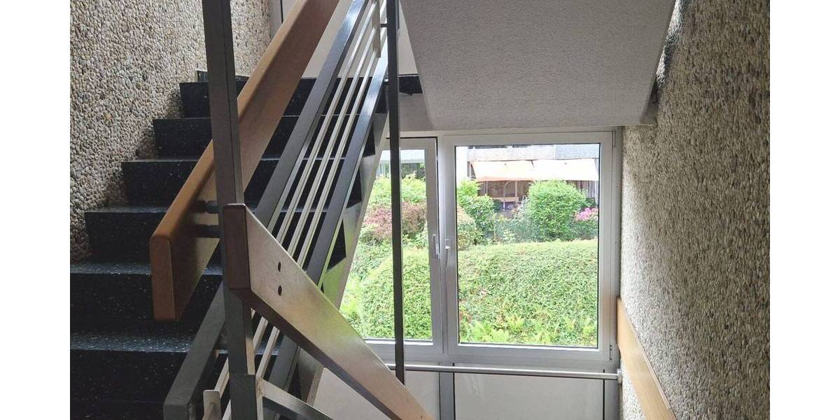 Etagenwohnung Bad Salzuflen Innenstadt - 2 Zimmer, 71 m&sup2;, 120.000&euro; | Angebot:25667136