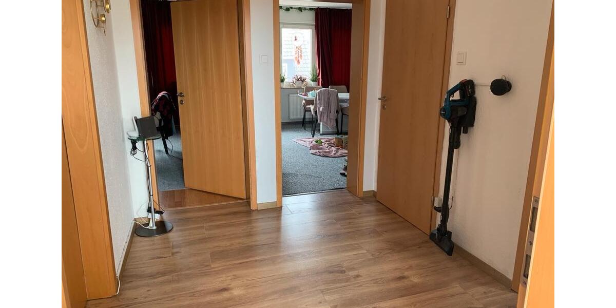 Etagenwohnung Bückeburg - 3 Zimmer, 80 m&sup2;, 139.000&euro; | Angebot:25451294