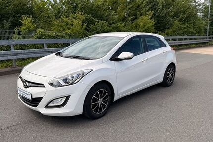 Hyundai i30 150.000 km 7.190 &euro; Herford 32052