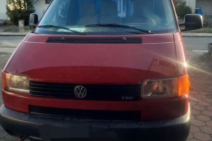VW T4 andere 285.400 km 6.000 &euro; Herford 32052