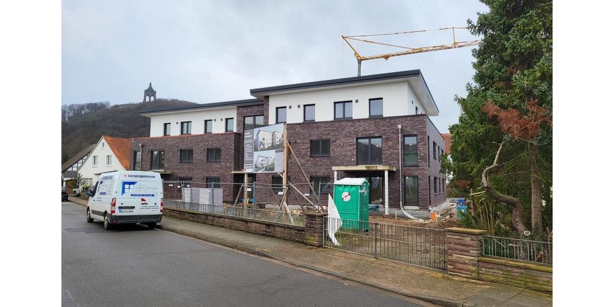 Erdgeschoßwohnung Porta Westfalica - 3 Zimmer, 88 m&sup2;, 1.220&euro; | Angebot:24373325