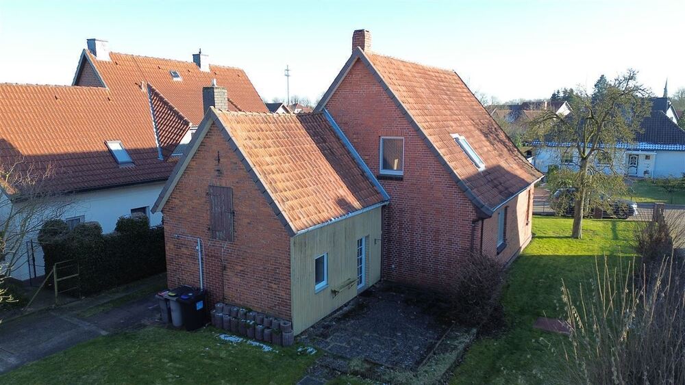 Gepflegtes Einfamilienhaus in exponierte Lage! - Einfamilienhaus Stolzenau | Angebot:26858136