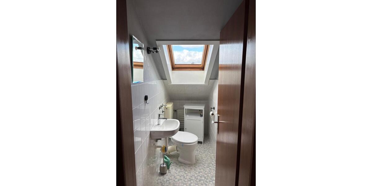 Dachgeschoßwohnung Löhne - 3 Zimmer, 75 m&sup2;, 600&euro; | Angebot:26690697