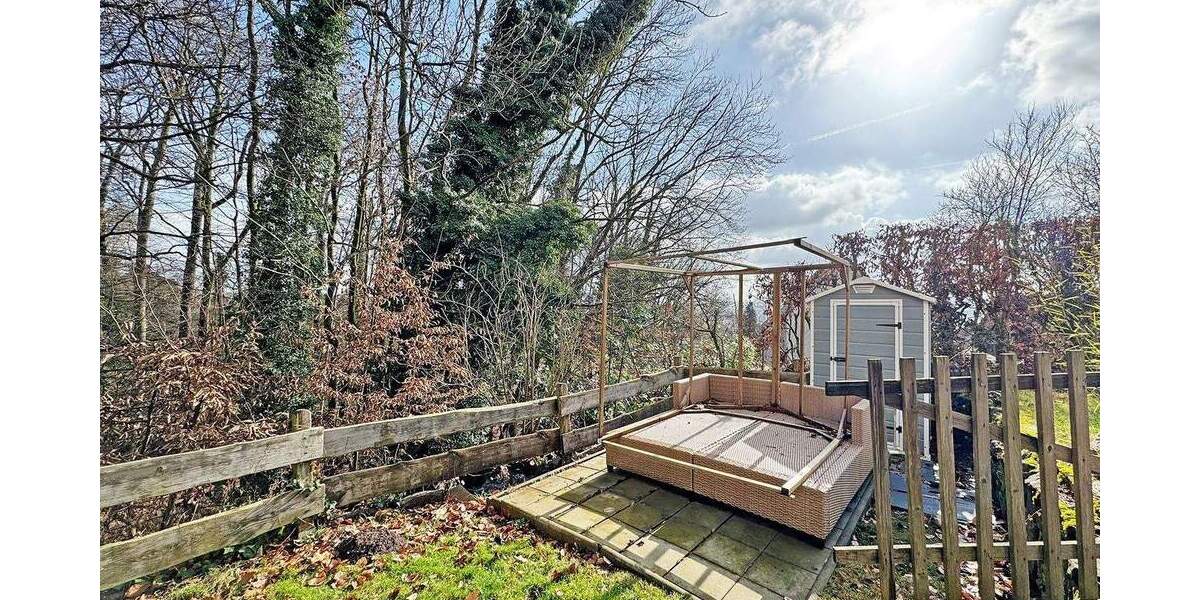 Einfamilienhaus Rinteln Todenmann - 5 Zimmer, 205 m&sup2;, 325.000&euro; | Angebot:25779554