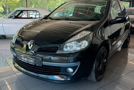 Renault Clio 136.000 km 2.999 &euro; Löhne 32584
