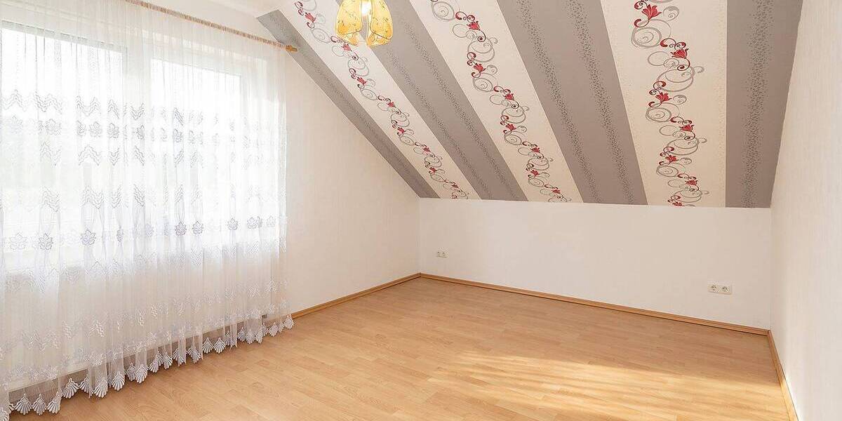 Einfamilienhaus Lübbecke - 7 Zimmer, 185 m&sup2;, 429.000&euro; | Angebot:26643996