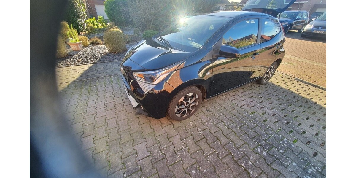 Toyota Aygo 49.600 km 9.950 &euro; Stadthagen 31655