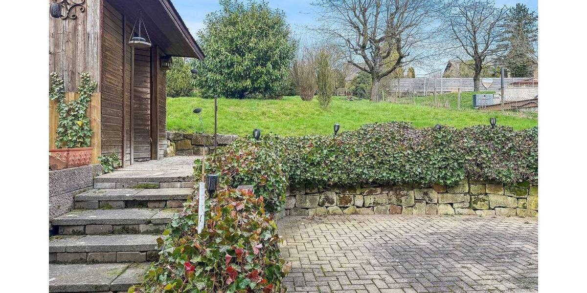 Mehrfamilienhaus, Wohnhaus Extertal Bösingfeld - 6 Zimmer, 130 m&sup2;, 195.000&euro; | Angebot:26230716