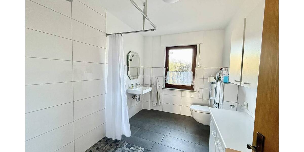 Mehrfamilienhaus, Wohnhaus Bad Oeynhausen Rehme - 8 Zimmer, 220 m&sup2;, 339.000&euro; | Angebot:25743796