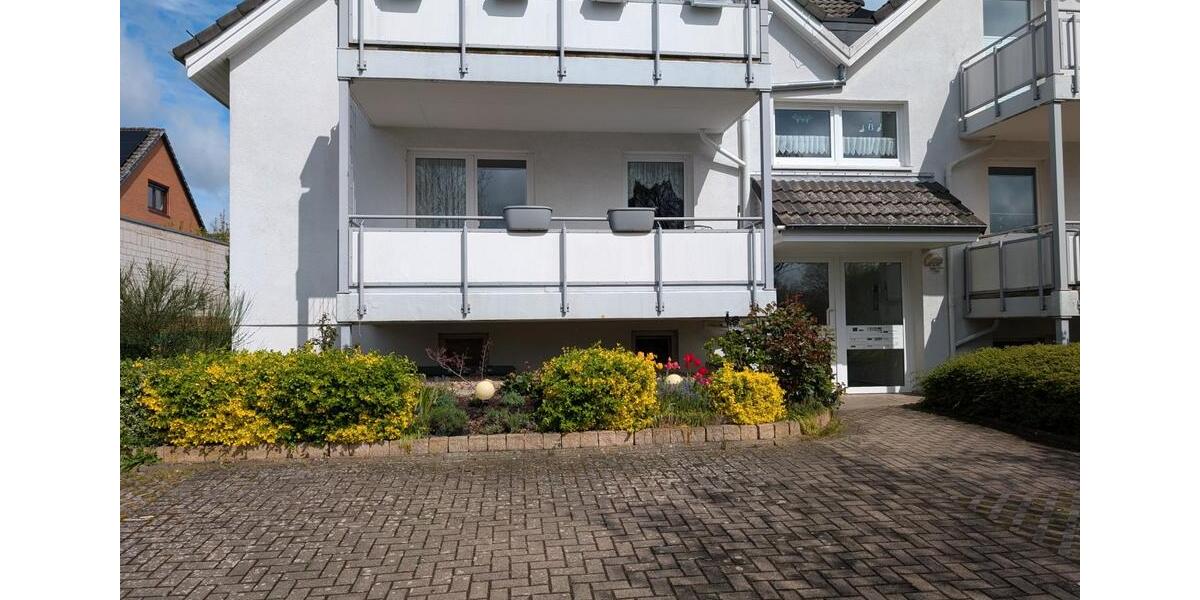 Erdgeschoßwohnung Hessisch Oldendorf - 4 Zimmer, 92 m&sup2;, 219.000&euro; | Angebot:26238910