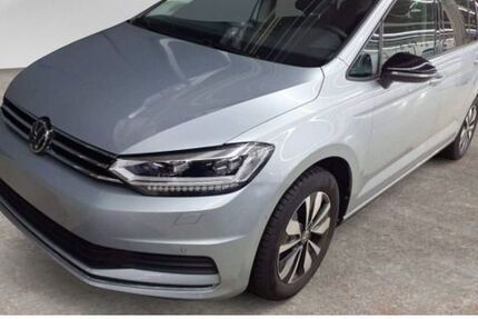 VW Touran 23.692 km 32.890 &euro; Lemgo 32657