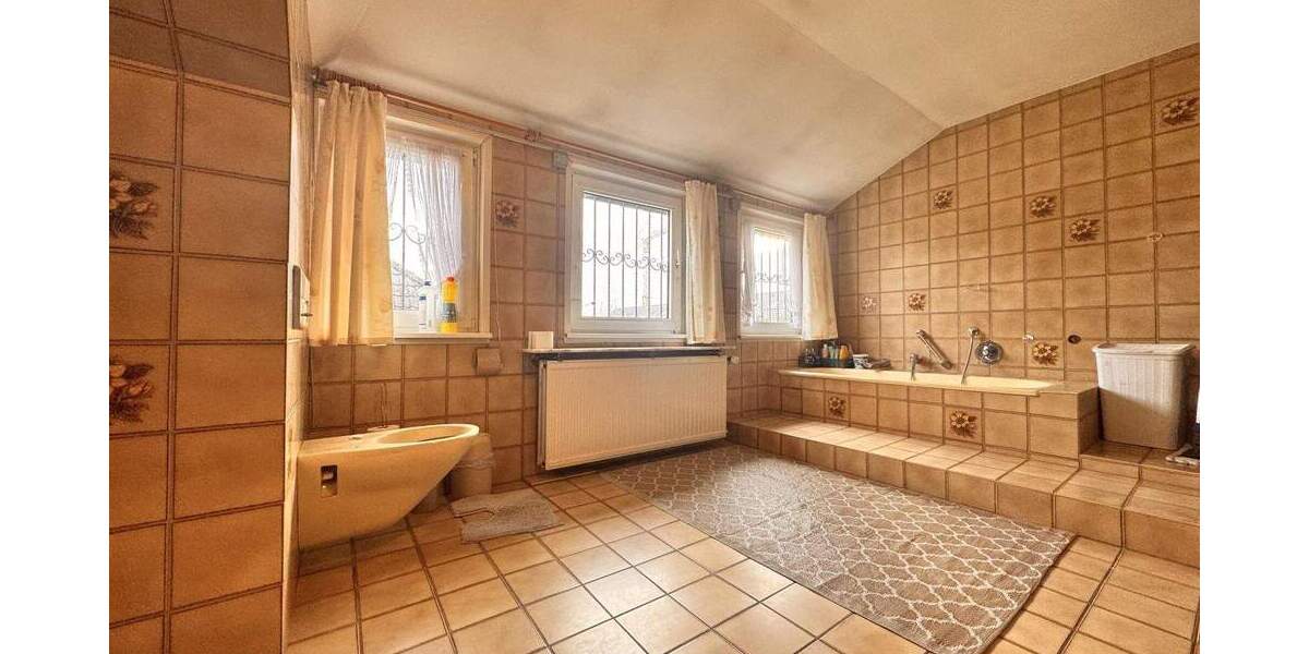 Bungalow Bad Eilsen - 6 Zimmer, 226 m&sup2;, 399.500&euro; | Angebot:25820429