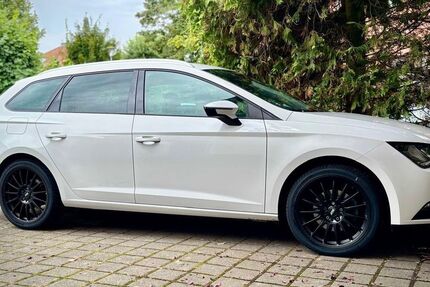 Seat Leon 175.000 km 11.200 &euro; Bad Oeynhausen 32549