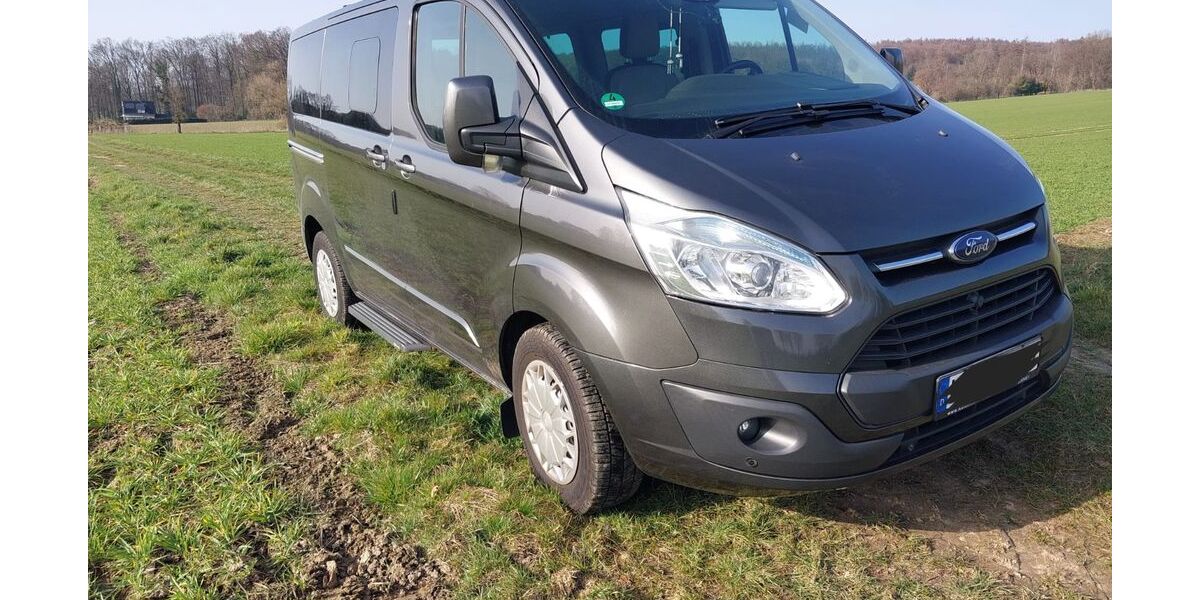 Ford Tourneo Custom 153.451 km 17.500 &euro; Lemgo 32657