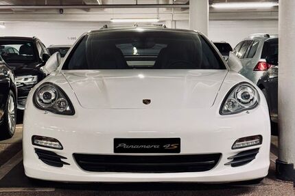 Porsche Panamera 109.000 km 32.900 &euro; Bad Oeynhausen 32549