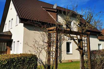 Haus Herford Falkendiek - 11 Zimmer, 244 m&sup2;, 401.500&euro; | Angebot:26216513