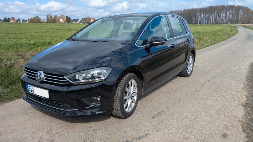 VW Golf Sportsvan 46.057 km 14.650 &euro; Bad Salzuflen 32107