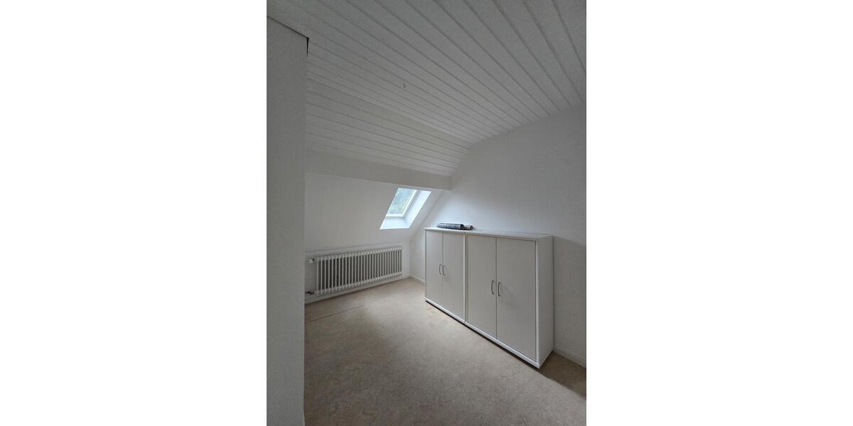 Etagenwohnung Lemgo - 4.5 Zimmer, 95 m&sup2;, 800&euro; | Angebot:26271010