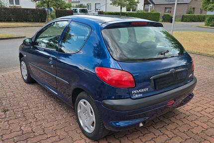 Peugeot 206 109.453 km 600 &euro; Minden 32427