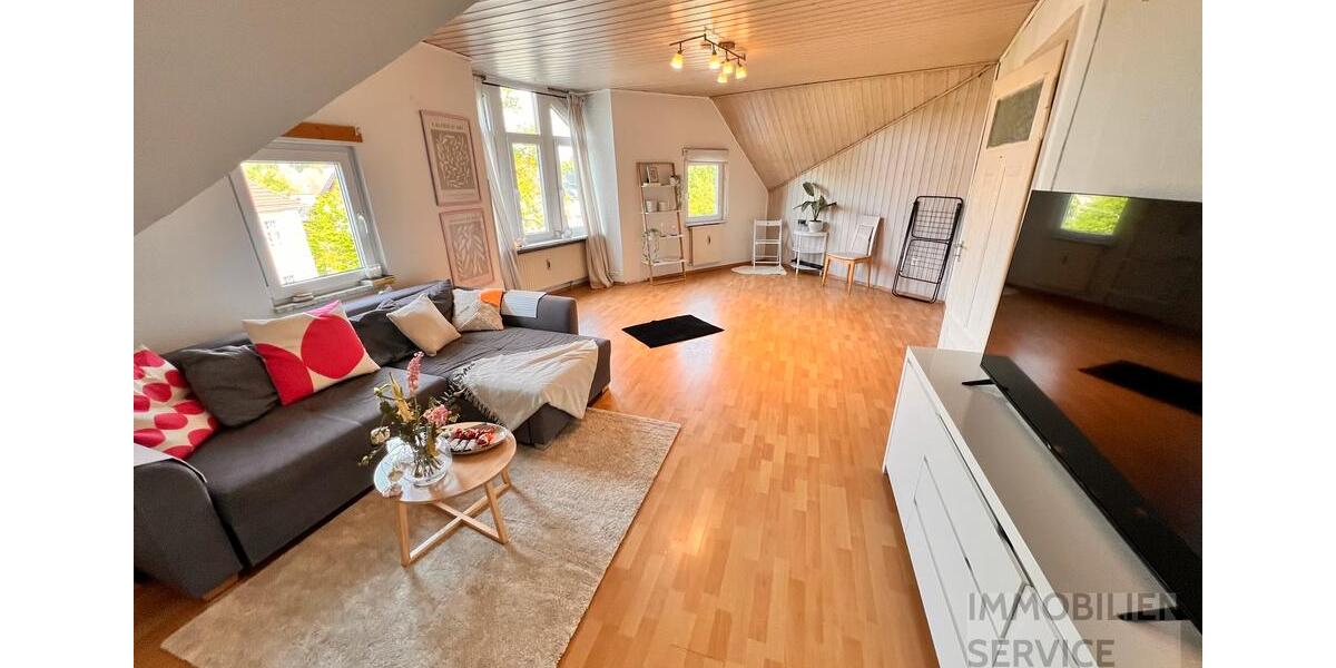 Dachgeschoßwohnung Lemgo - 2.5 Zimmer, 83 m&sup2;, 650&euro; | Angebot:25380347