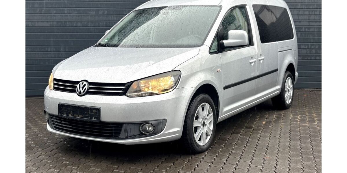 VW Caddy 217.212 km 7.900 &euro; Bückeburg 31675