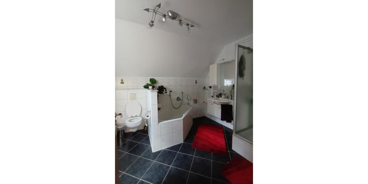 Mehrfamilienhaus, Wohnhaus Porta Westfalica - 8 Zimmer, 180 m&sup2;, 249.000&euro; | Angebot:25540817