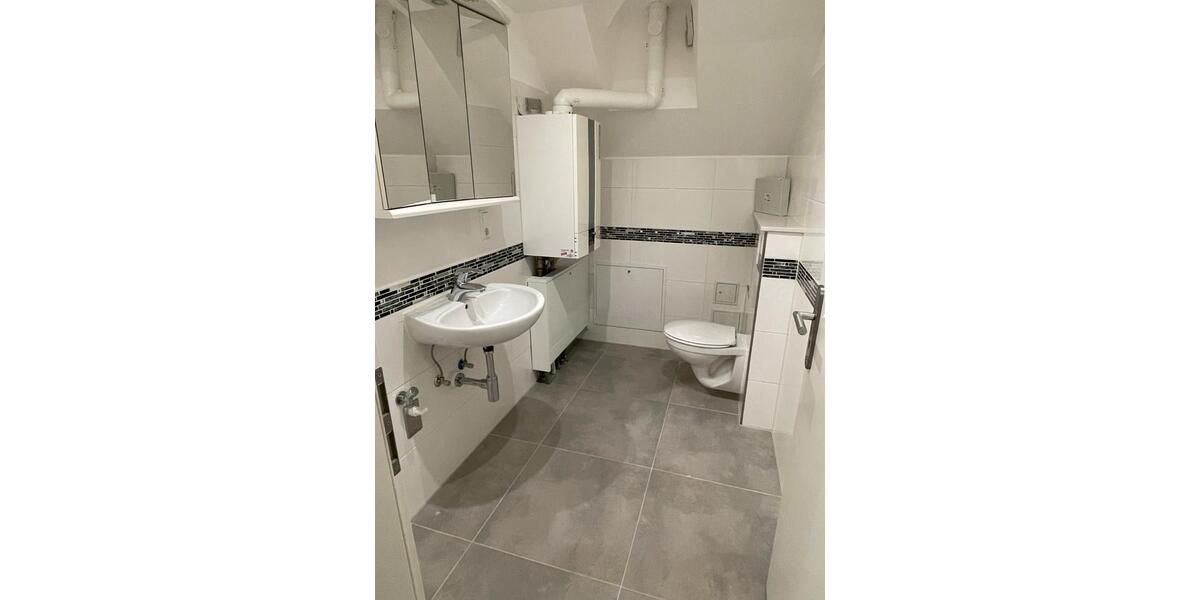 Etagenwohnung Sachsenhagen - 3 Zimmer, 117 m&sup2;, 900&euro; | Angebot:25842968