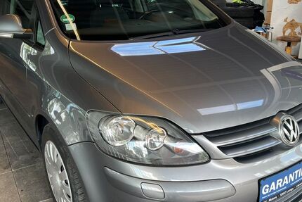 VW Golf Plus 71.000 km 4.999 &euro; Lemgo 32657