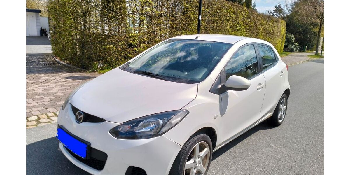 Mazda 2 171.000 km 1.700 &euro; Lemgo 32657