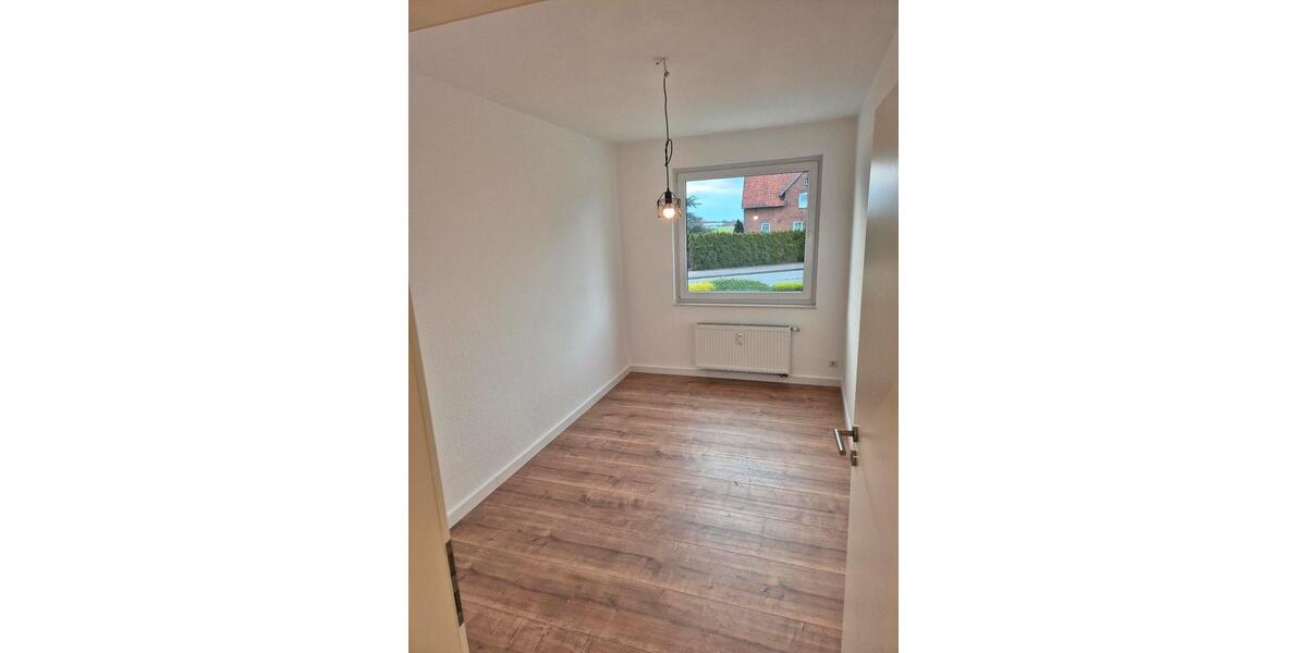 Mehrfamilienhaus, Wohnhaus Stadthagen - 9 Zimmer, 240 m&sup2;, 395.000&euro; | Angebot:26030546