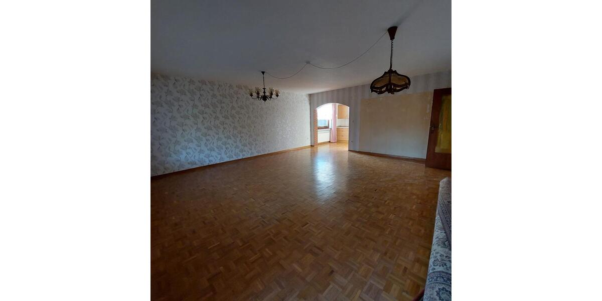 Einfamilienhaus Niedernwöhren - 6.5 Zimmer, 185 m&sup2;, 279.000&euro; | Angebot:24525616