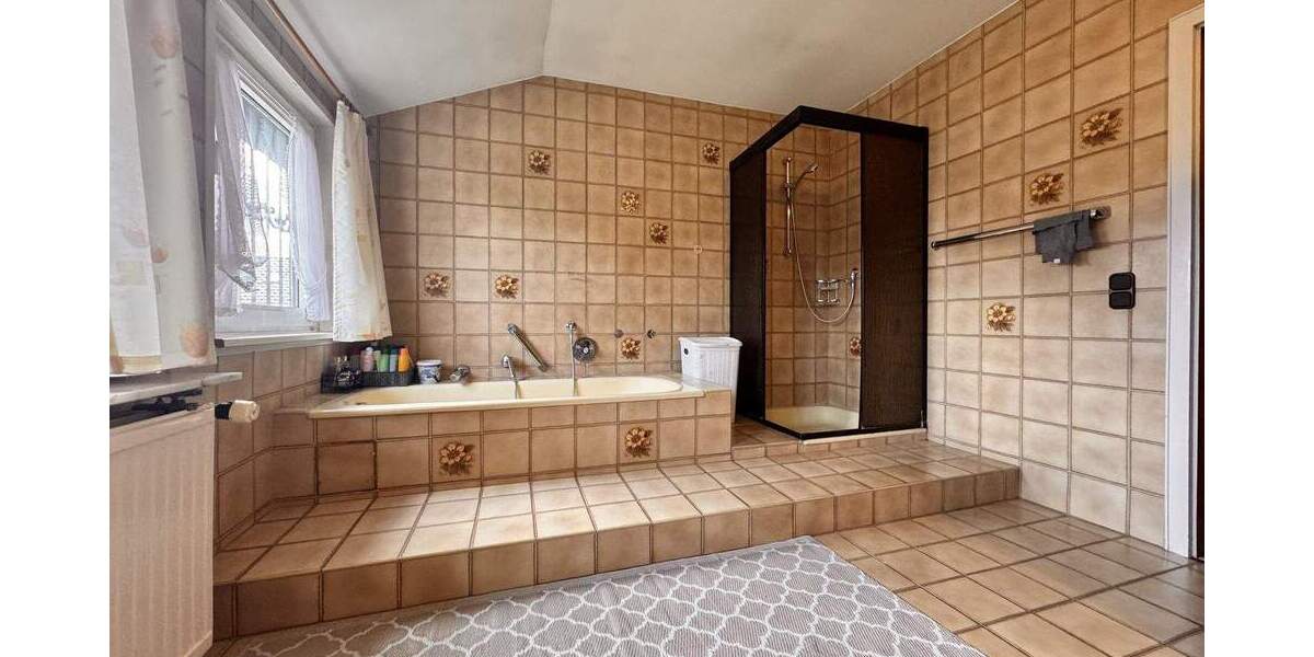 Bungalow Bad Eilsen - 6 Zimmer, 226 m&sup2;, 399.500&euro; | Angebot:25820429