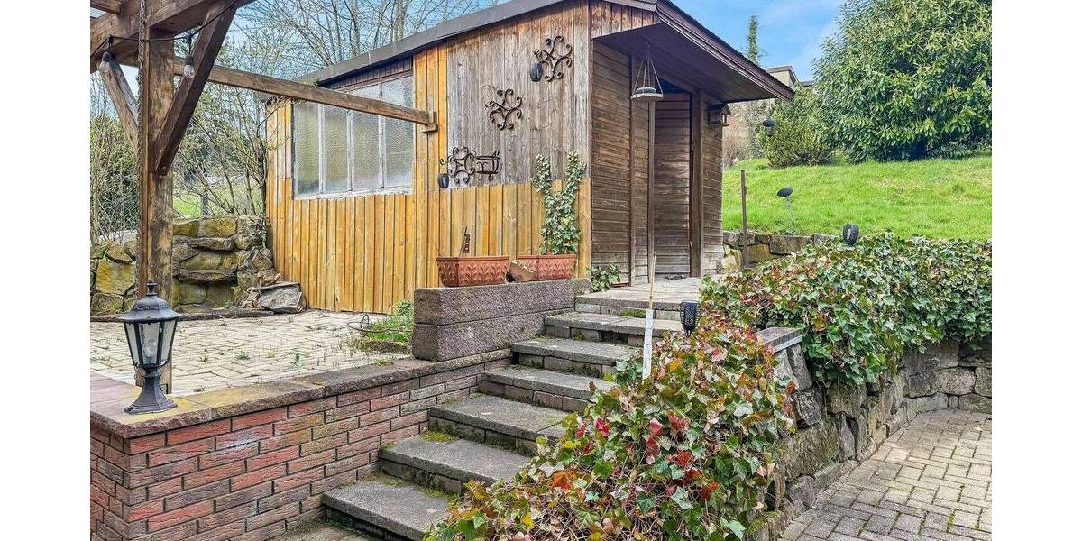 Mehrfamilienhaus, Wohnhaus Extertal Bösingfeld - 6 Zimmer, 130 m&sup2;, 195.000&euro; | Angebot:26230716