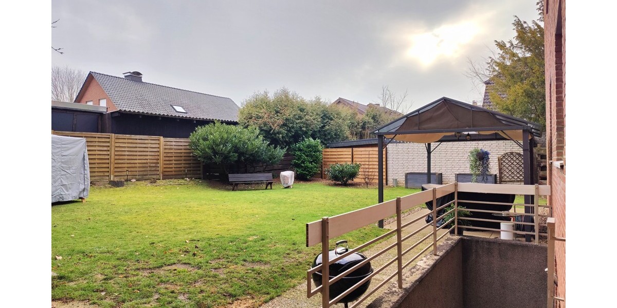 Großzügiges Mehrfamilienhaus, Generationen unter einem Dach oder zur Vermietung - Mehrfamilienhaus, Wohnhaus Enger | Angebot:25221539