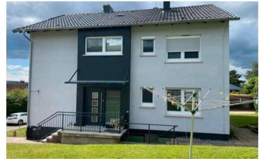 Mehrfamilienhaus, Wohnhaus Rinteln - 7 Zimmer, 160 m&sup2;, 280.000&euro; | Angebot:26118309