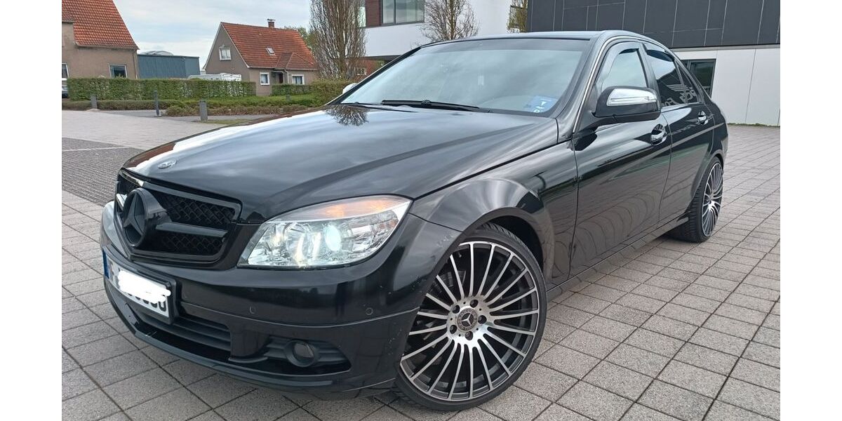 Mercedes-Benz C 180 159.000 km 6.499 &euro; Kirchlengern 32278
