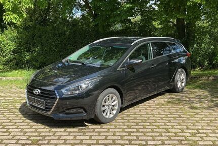 Hyundai i40 87.599 km 12.900 &euro; Bückeburg 31675
