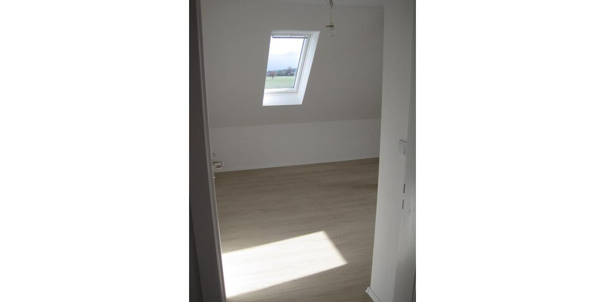Dachgeschoßwohnung Stadthagen - 3 Zimmer, 44 m&sup2;, 400&euro; | Angebot:26236418
