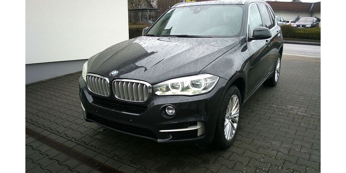 BMW X5 217.465 km 18.900 &euro; Löhne 32584