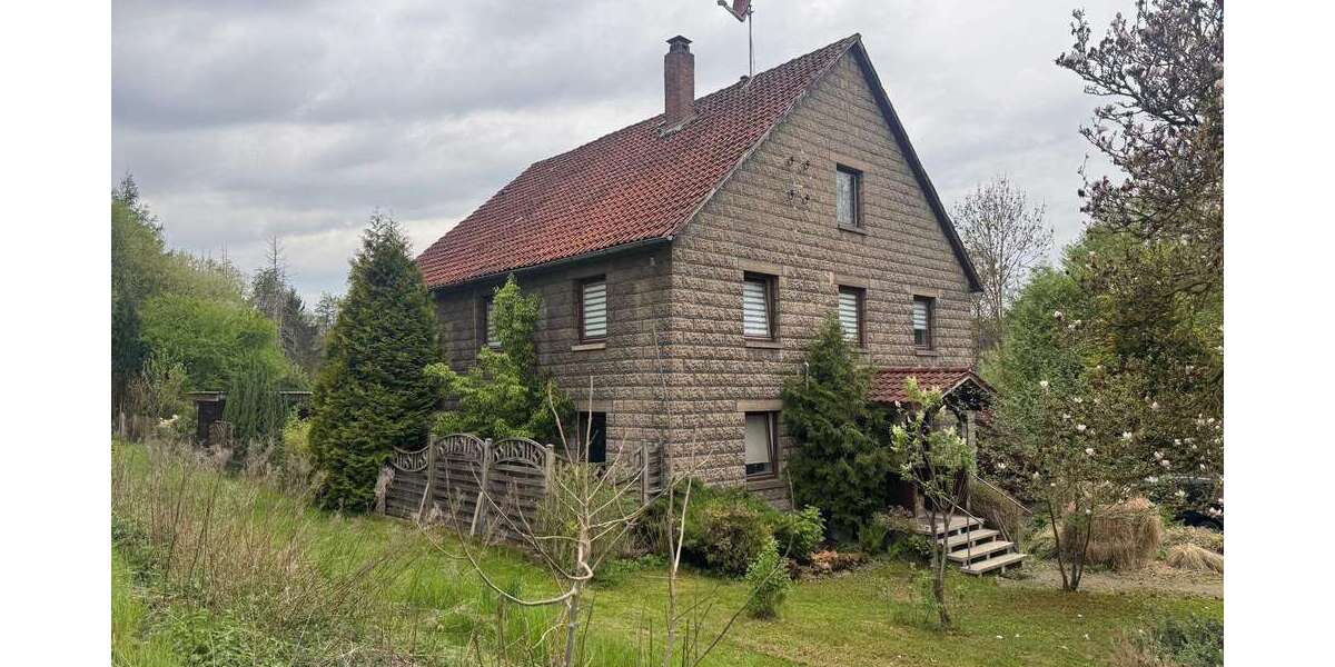 Einfamilienhaus Extertal - 7 Zimmer, 212 m&sup2;, 89.000&euro; | Angebot:26788190