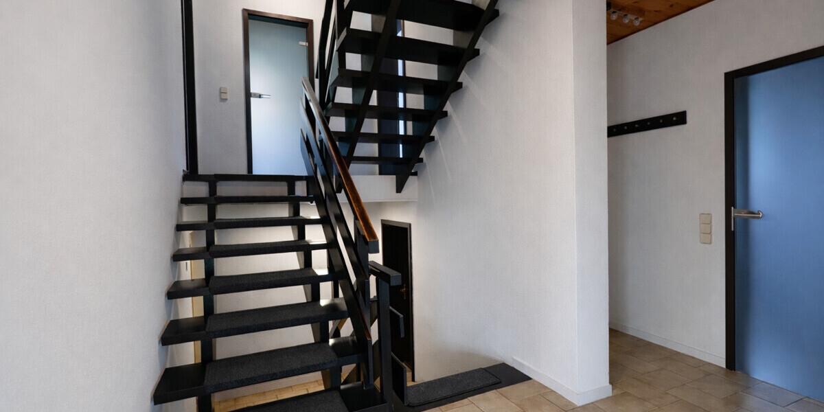 RESERVIERT! Geräumiges Einfamilienhaus bereit zum Einzug - Einfamilienhaus Hüllhorst | Angebot:25145349