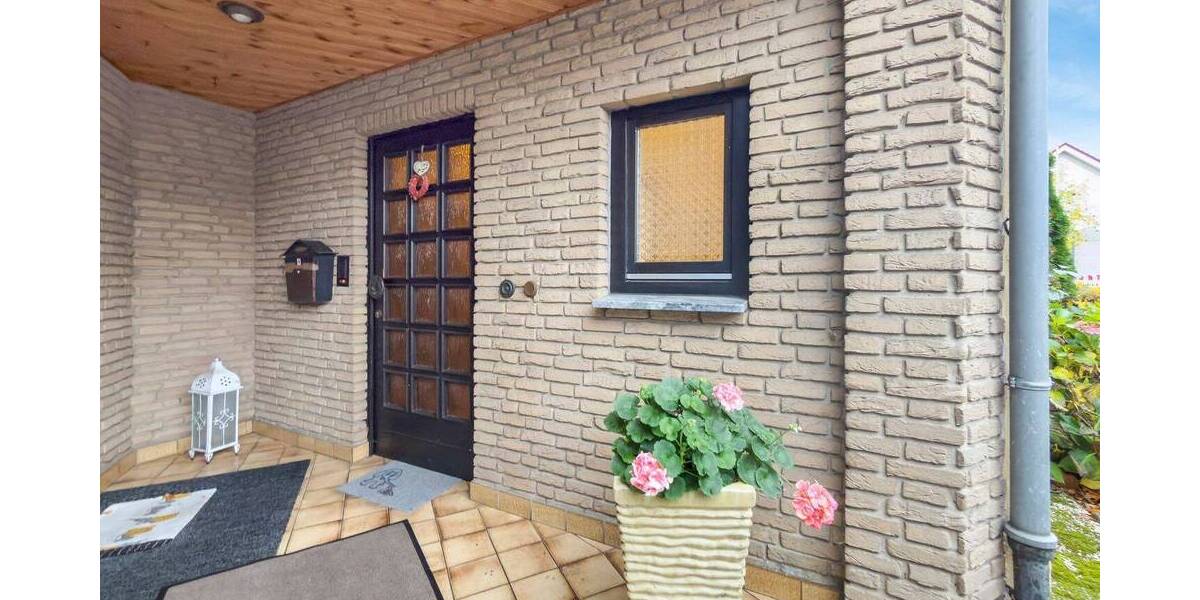 Mehrfamilienhaus, Wohnhaus Bünde Holsen - 5 Zimmer, 132 m&sup2;, 139.000&euro; | Angebot:26205737