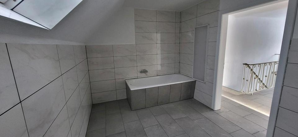 Mehrfamilienhaus, Wohnhaus Stolzenau - 7 Zimmer, 197 m&sup2;, 350.000&euro; | Angebot:26198911