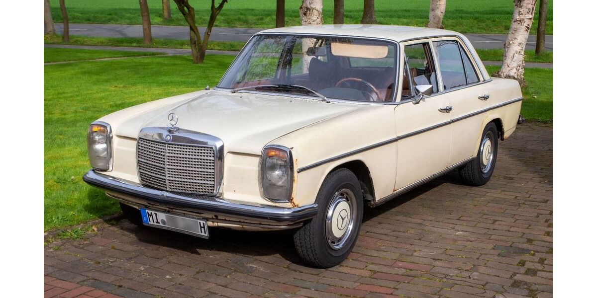 Mercedes-Benz 200 99.999 km 2.500 &euro; Hille 32479