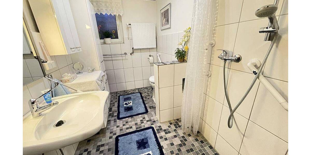 Einfamilienhaus Petershagen Schlüsselburg - 8 Zimmer, 160 m&sup2;, 185.000&euro; | Angebot:25662366