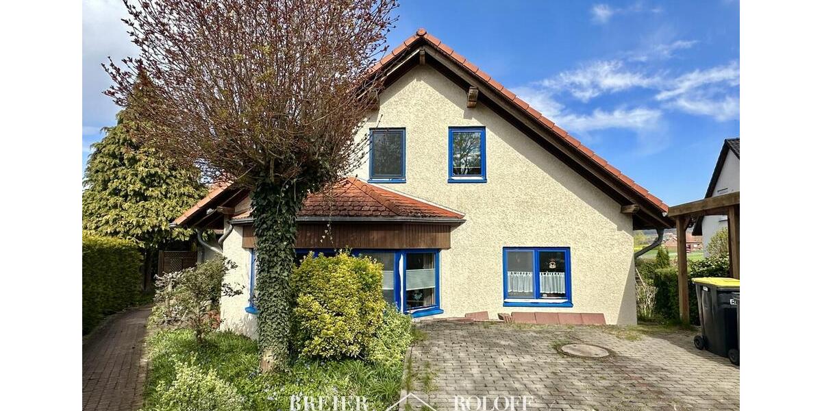 Dachgeschoßwohnung Bückeburg - 3.5 Zimmer, 140 m&sup2;, 1.190&euro; | Angebot:26235138