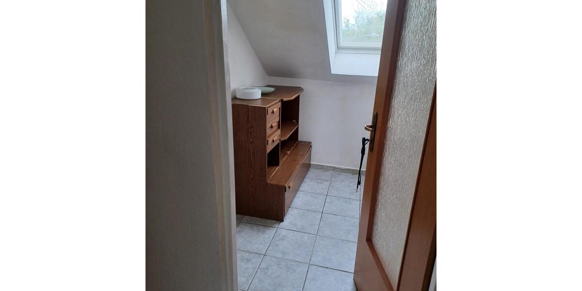 Dachgeschoßwohnung Petershagen - 4 Zimmer, 120 m&sup2;, 800&euro; | Angebot:26539772