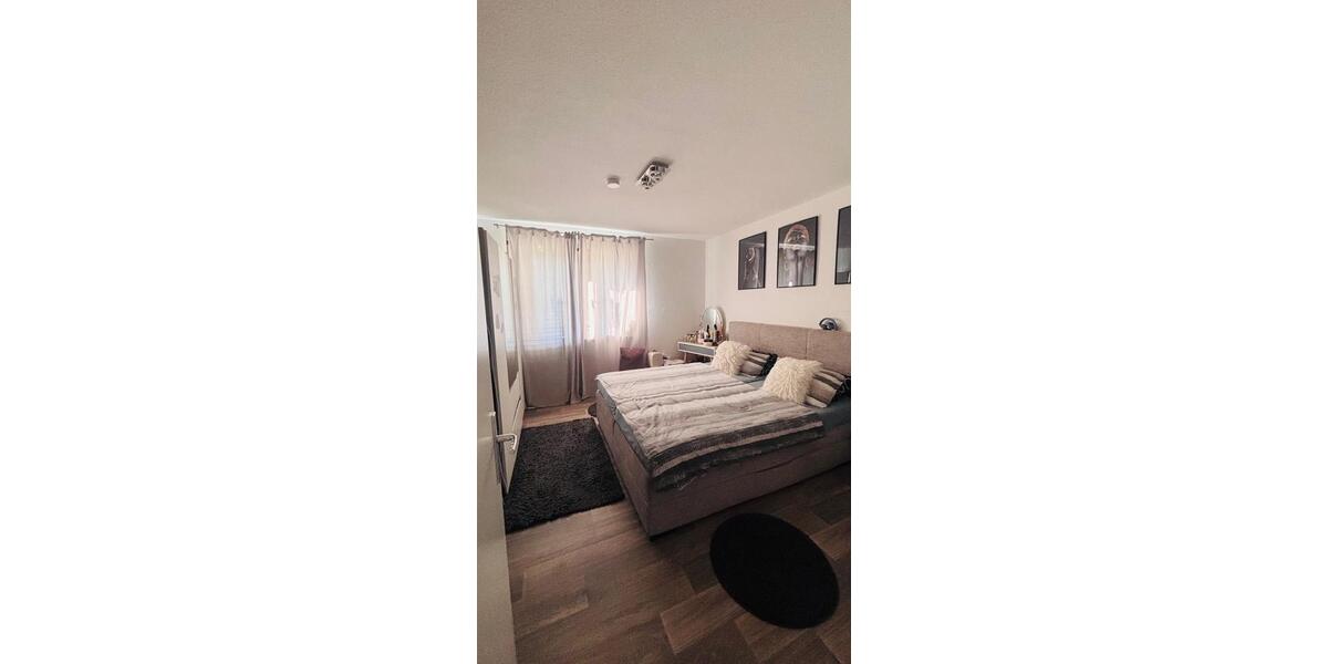 Etagenwohnung Hiddenhausen - 3 Zimmer, 72 m&sup2;, 5.000&euro; | Angebot:25287111