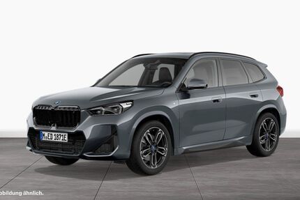 BMW iX1 32.581 km 42.795 &euro; Lemgo 32657
